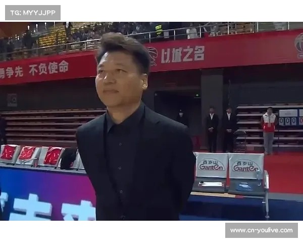 四川队苦吞十连败垫底，新外援未能扭转球队颓势